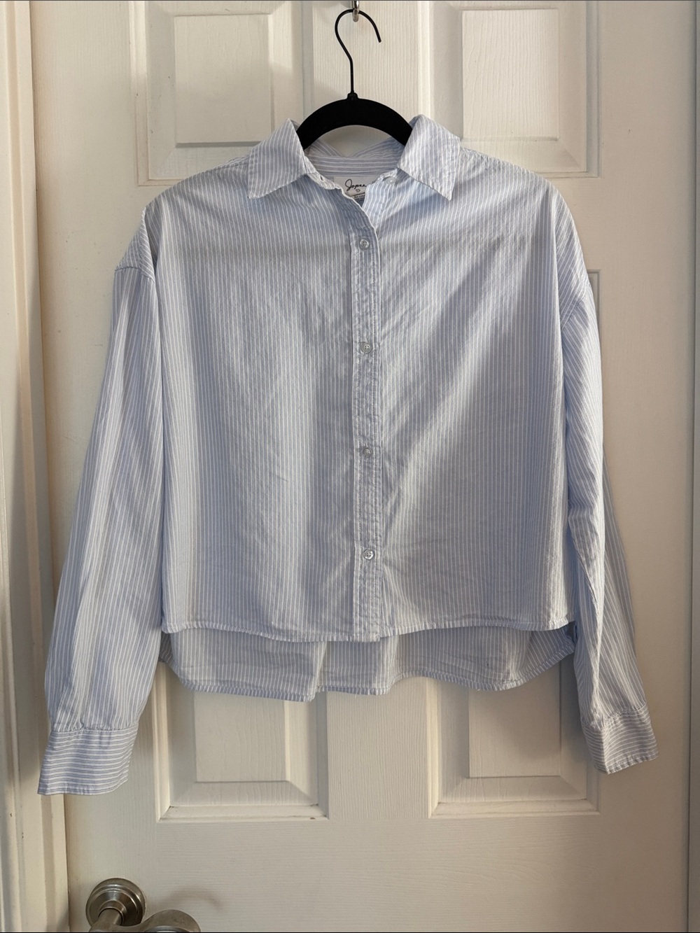 Japna Cropped Light Blue Stripe Button-Up Shirt small